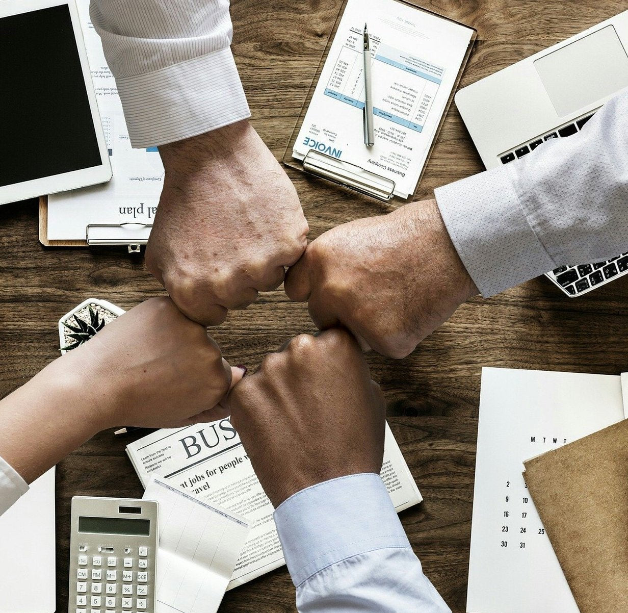 Durch Firmenlaufgruppen stärkt man nicht nur seine Gesundheit, sondern auch die Zusammenarbeit im Unternehmen.