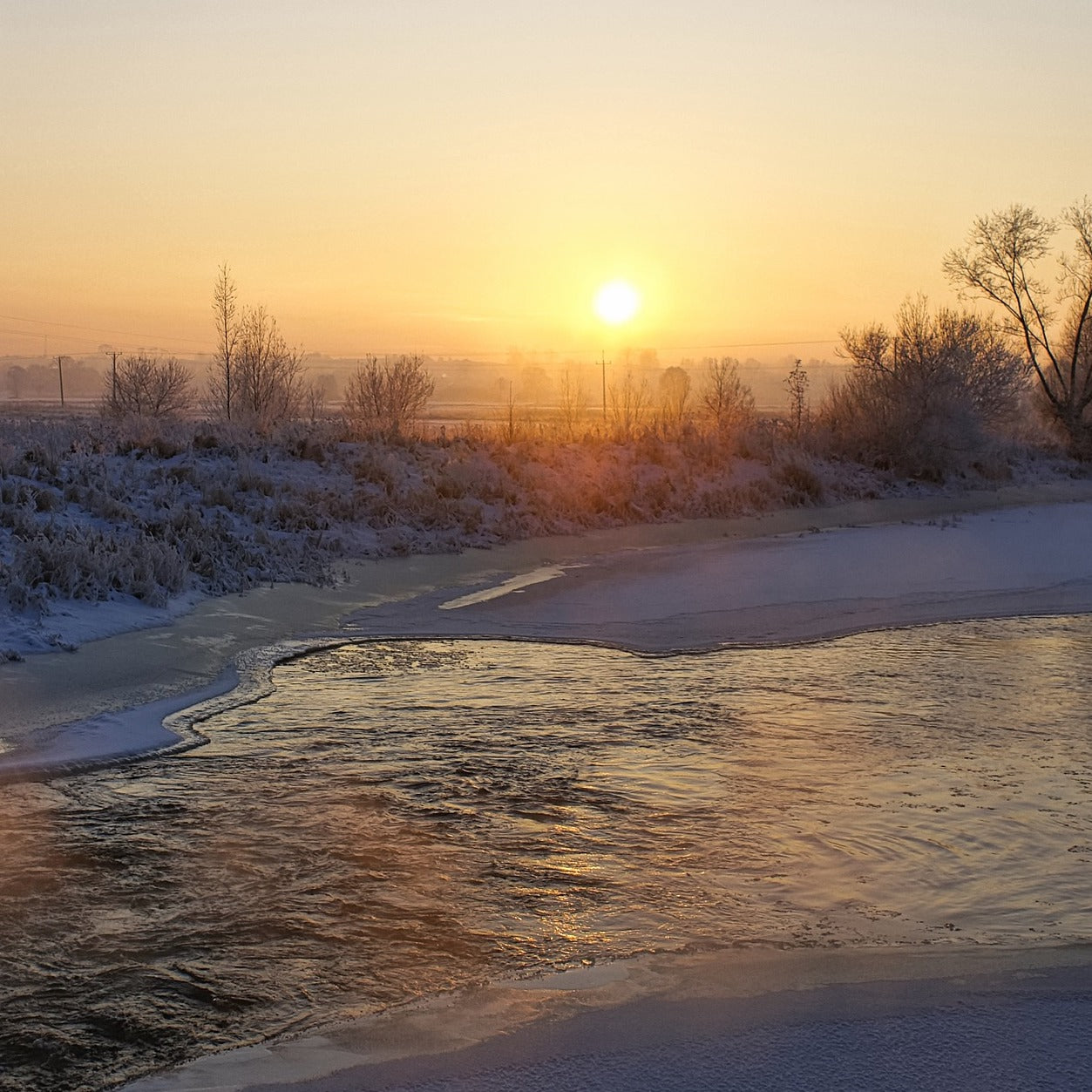 Eine schöne Winterlandschaft im Januar. Laufkurse erfreuen sich zunehmender Beliebtheit. Die Laufkurse mit Start im Januar vor allem.