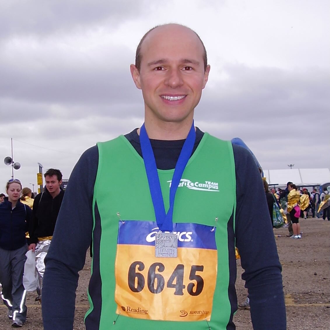 Marathon Länge 26,2 Meilen – Anselm lief 2009 in London den Marathon, 2008 in Reading den Halbmarathon (Foto)
