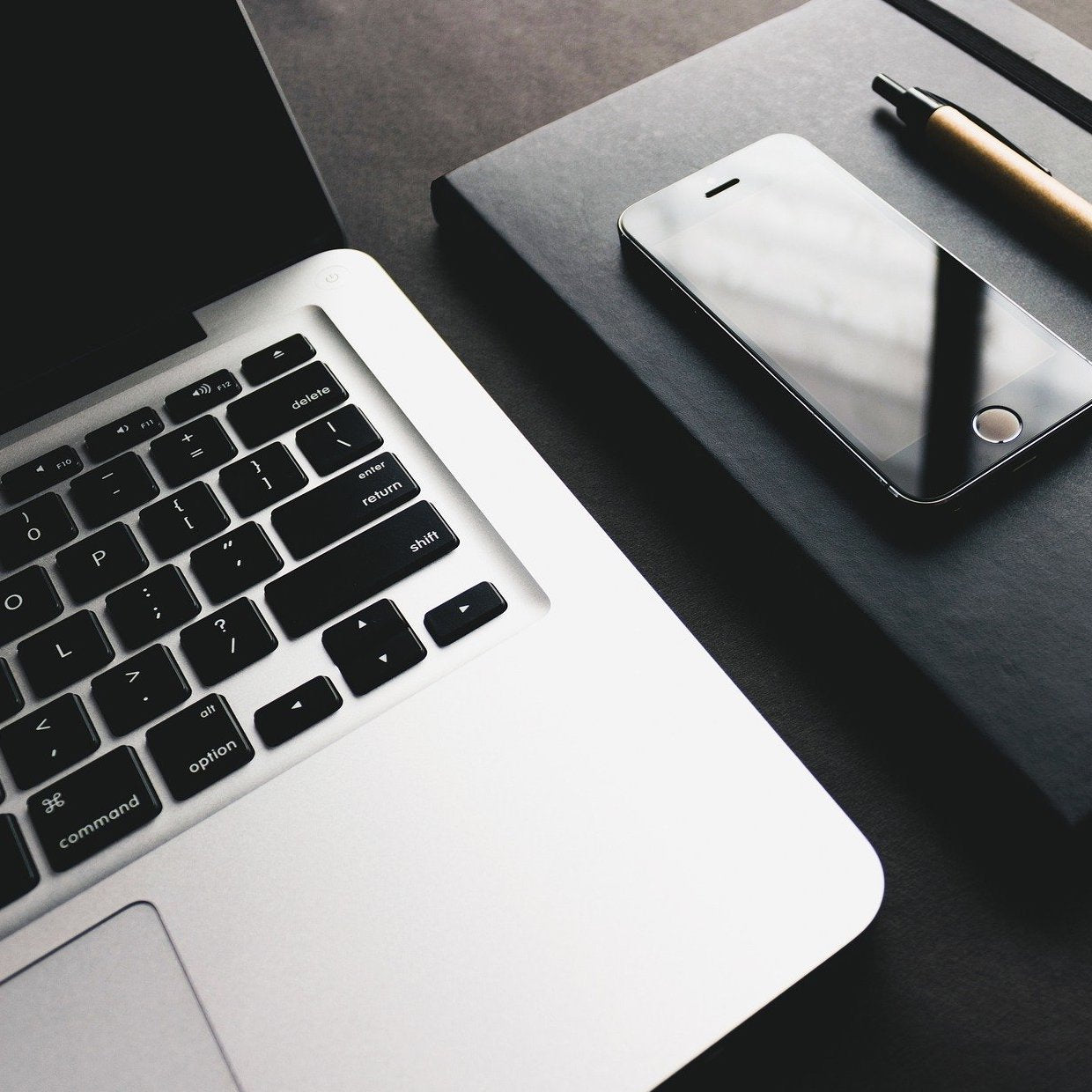 Es ist erstaunlich: Immer weniger Läufer vertrauen ihrem Körpergefühl. Stattdessen werden sie freiwillig zu Sklaven ihrer Laufcomputer.