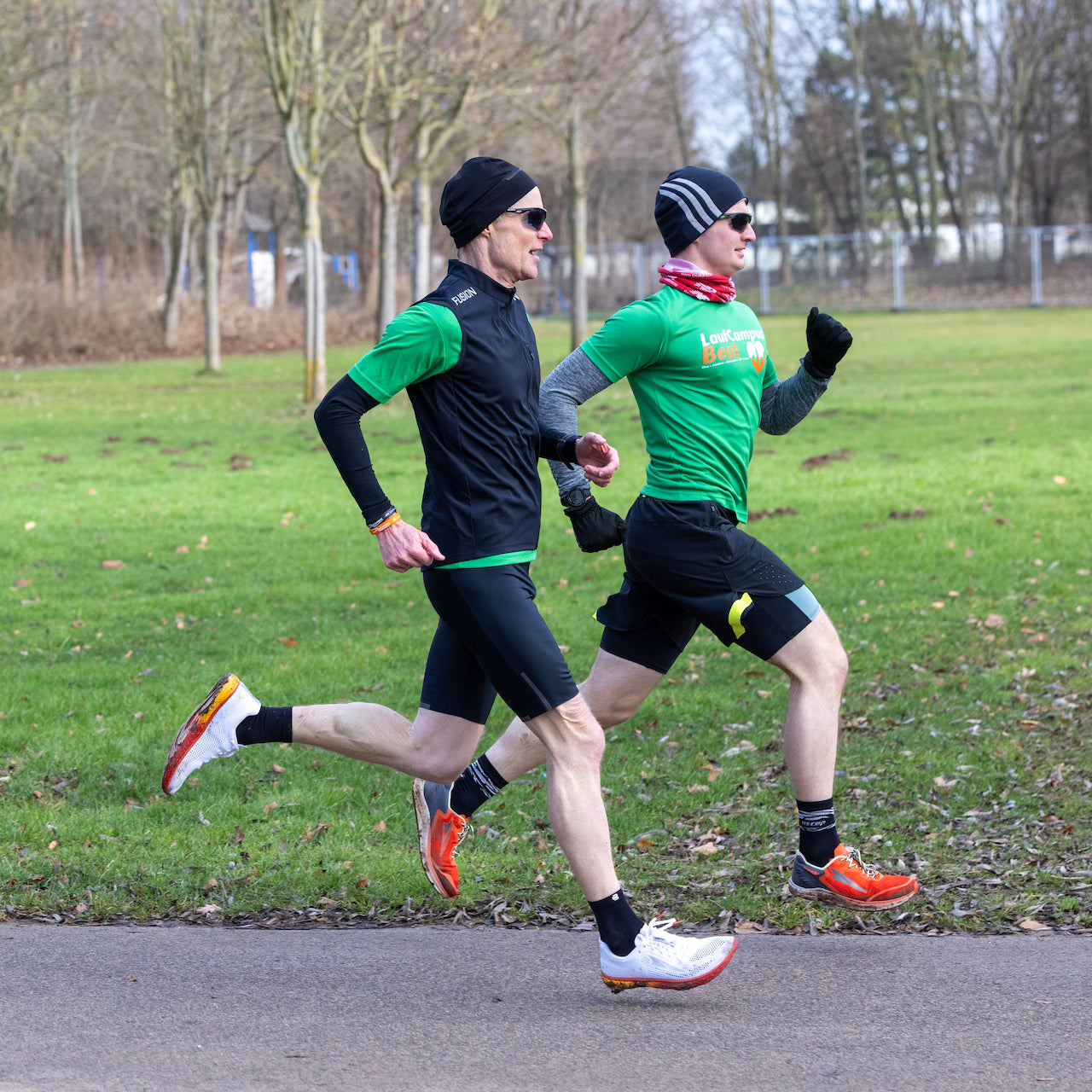 Laufcampus Lauftrainer Fabian beim Intervalltraining