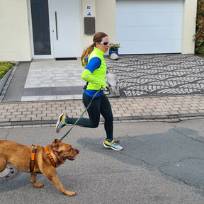 Svenja Generotzky beim Training mit Hund